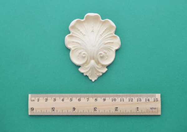 Small Victorian Shell Moulding